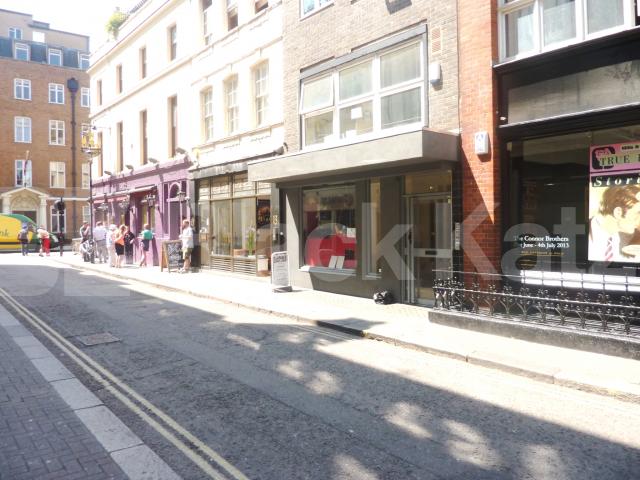 			CENTRAL ZONE 1 LOCATION!, 1 Bedroom, 1 bath, 1 reception Flat			 Bateman Street, SOHO